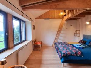 Gîte écologique spacieux avec jardin - Randonnées et patrimoine à découvrir - FR-1-496-351