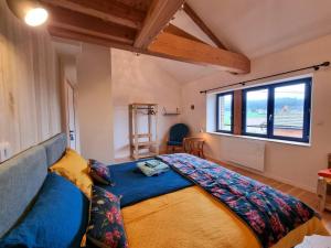 Gîte écologique spacieux avec jardin - Randonnées et patrimoine à découvrir - FR-1-496-351