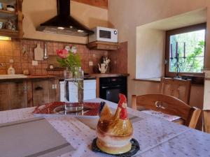 Maisons de vacances Gite charmant avec jardin privatif, proche sites historiques et activites de plein air - FR-1-496-183 : photos des chambres