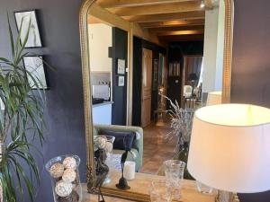 Maisons de vacances Gite chaleureux avec poele a bois, terrasse, wifi, proche activites nature - FR-1-496-268 : photos des chambres