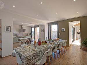 Maisons de vacances Gite d-exception 5 suites avec spa, proche randonnees - FR-1-496-355 : photos des chambres