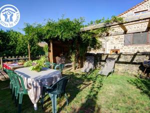 Maison authentique 19e siècle avec jardin et animaux acceptés - FR-1-496-360