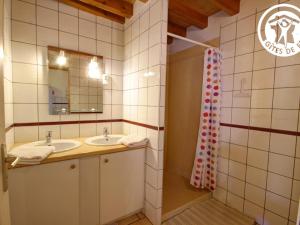 Maison authentique 19e siècle avec jardin et animaux acceptés - FR-1-496-360