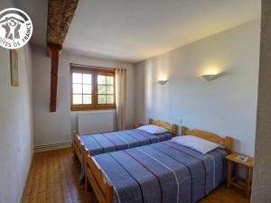 Maisons de vacances Gites de charme en pierre, animaux acceptes, jusqu-a 12 pers - FR-1-496-360 : photos des chambres