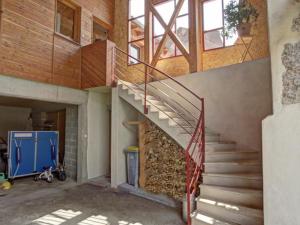 Gîte authentique avec terrasses spacieuses - FR-1-496-327