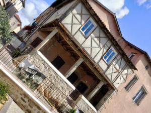 Appartements Appartement Authentique et Confortable avec Wifi, Parking Gratuit et Cuisine Equipee a Saint-Galmier - FR-1-496-276 : photos des chambres
