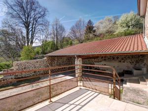 Maisons de vacances Gite familial spacieux avec WiFi en campagne paisible - FR-1-496-363 : photos des chambres