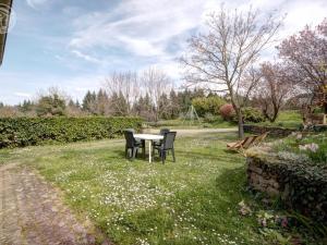 Gîte 65 m² avec cheminée, terrasse et jeux pour enfants - FR-1-496-283