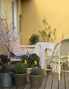 Japanese Inspired Home Near Camøno Trail