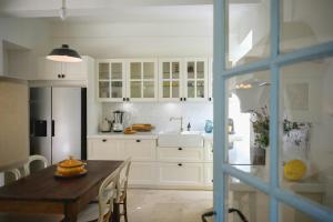 Maisons de vacances Villa D-artiste Avec Piscine A Alleins : photos des chambres