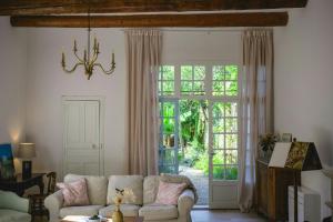 Maisons de vacances Villa D-artiste Avec Piscine A Alleins : photos des chambres