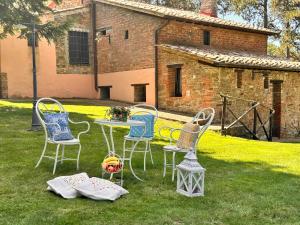 Historic Villa Overlooking Lake Trasimeno