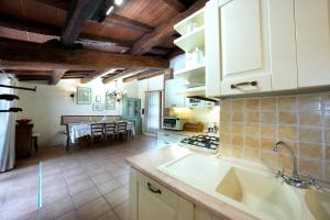 Historic Villa Overlooking Lake Trasimeno