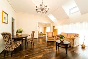 One-Bedroom Apartment room in Hotel Suitess