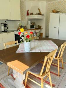 Log Cabin With Sauna By Ljungan