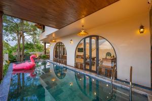 Alana Riverside Retreat