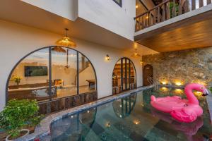 Alana Riverside Retreat