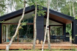 Modern Holiday Home Among Old Trees In Odden - 3hvězdičkové hotely ve městě Yderby