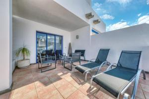 Playa Blanca Sunset - Private pool and BBQ By Lanzarote Vacation Homes