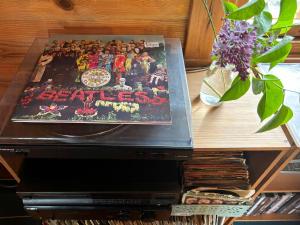 Large Log House With Sea Views In Klint Hills - 4-star hotels in Nykøbing Sjælland