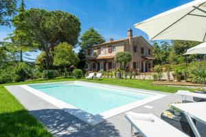 Historisk Villa Med Swimmingpool I Gambassi Terme