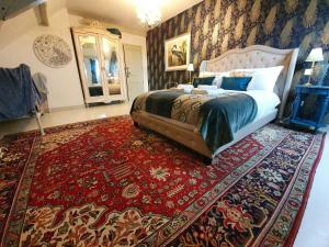 Maisons de vacances Manoir Du Xixe Siecle En Charente Maritime : photos des chambres