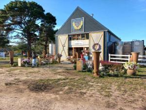 SHABBY FUFU LIFESTYLE FARM