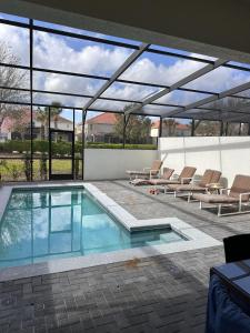 Great Room in excellent community and location