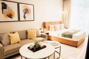 Chic Business Bay Retreat l Pool, Luxury Amenities - 4hvězdičkové hotely ve městě Dubaj