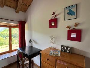 Maisons de vacances Renovated Barn With Pyrenees Mountain Views : photos des chambres