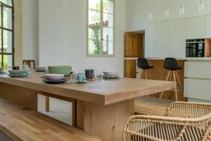 Maisons de vacances Provencal Villa With Pool In Montferrier-Sur-Lez : photos des chambres