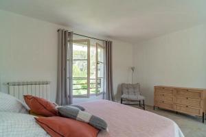 Maisons de vacances Provencal Villa With Pool In Montferrier-Sur-Lez : photos des chambres