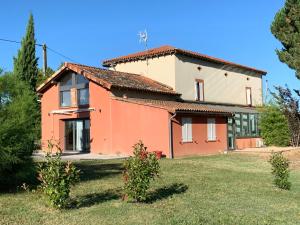 Maisons de vacances Panoramic Views Of The Pyrenees In Lauragais : photos des chambres