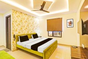 Townhouse Oak Shri Vimaleshwar Mahadev Temple