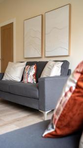 3 BDR Flat By Caledonia Luxe Stays Short Lets & Serviced Accommodation Glasgow
