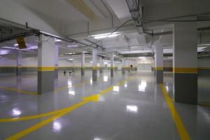 Joli S1 avec terrasse et piscine