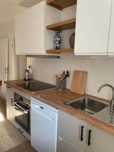 Grand appartement intra-muros, clim, calme, ascenseur