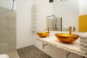 Nowoczesne Studio z Antresolą we Wrocławiu by Noclegi Renters