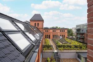 Nowoczesne Studio z Antresolą we Wrocławiu by Noclegi Renters