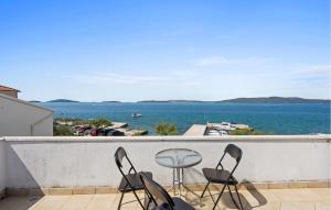 1 Bedroom Stunning Apartment In Brodarica 