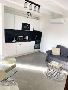 Lator-Hans Apartmanház