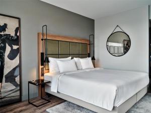 Standard Room room in Radisson Blu Hotel Hamburg Airport