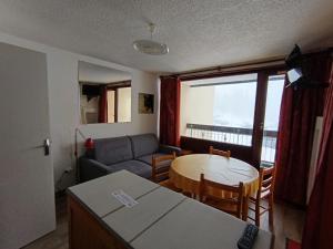 Appartements Studio renove skis aux pieds avec parking - 4 pers - FR-1-445-95 : photos des chambres