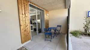 Première Vague - proche de la plage