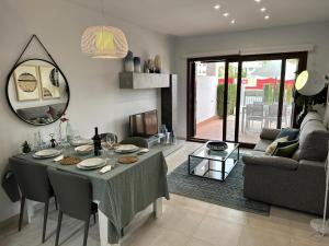 Apartamento encantador en San Juan de los Terreros, acceso a piscina comunitaria, cerca de la playa - ES-376-3
