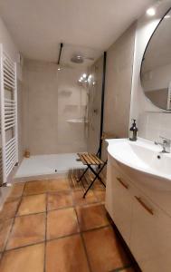 B&B / Chambres d'hotes Le Moulin de Bernard : Chambre Double avec Salle de Bains Privative