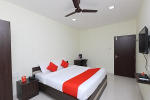 Super Hotel O Perfect Stay Near Meenambakkam Metro Station