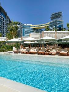 GuestReady – Infinity Pool & Beach | The Palm