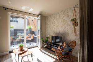 Beachbreak Boulevard