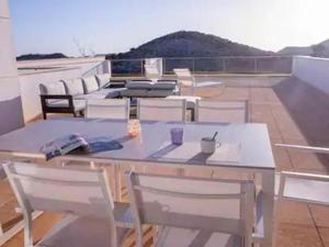 Apartamento de 2 habitaciones con jardín y piscina comunitaria cerca de la playa en Pulpi - ES-376-24